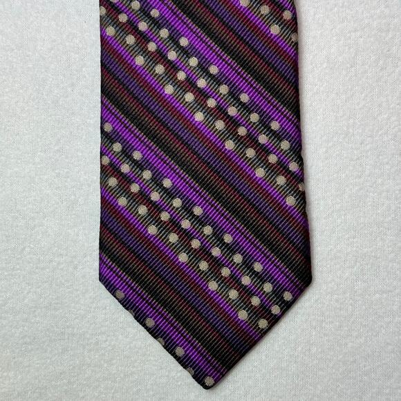 TED BAKER London Mens 100% Silk 60”x3”  Necktie Designer EUC Purple Dots Tie - Picture 2 of 6